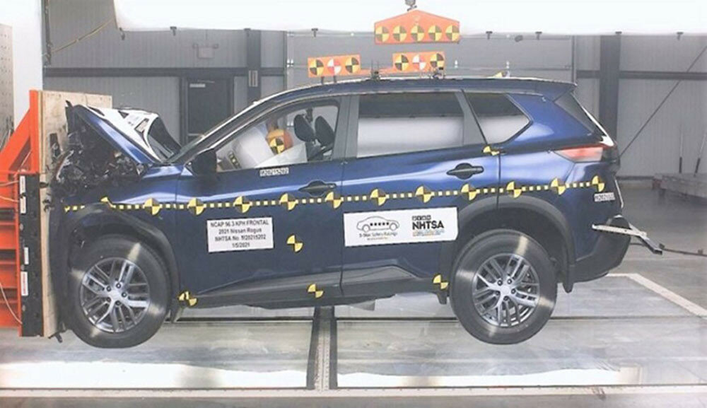 Nissan прокоментував результати краш-тестів нового Rogue