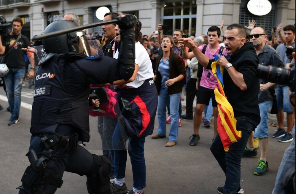 Реп-протести в Каталонії: затримано сім осіб