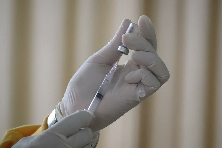 Крупнейшие страны ЕС отказались от вакцины AstraZeneca