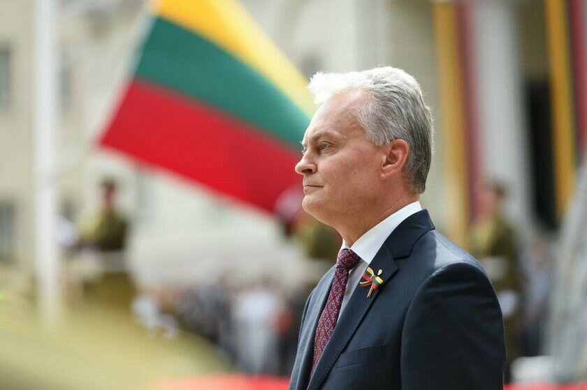 Припиніть купувати електроенергію Білоруської АЕС, - президент Литви в ВР