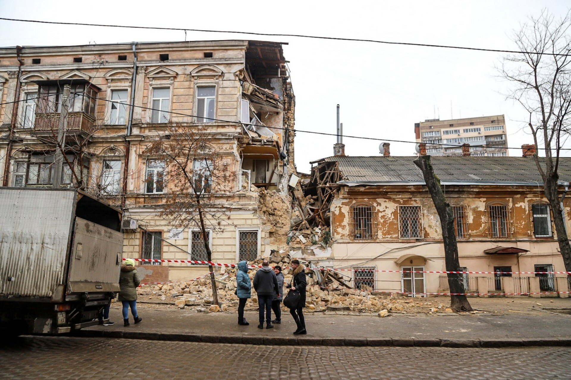 Одесса сегодня. Одесса дом 16. Одесса дом историческая. Обрушенное старинное здание. Старинные здания Одессы.