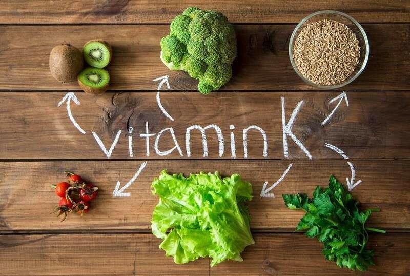Вітамін К: користь для здоров'я і харчові джерела