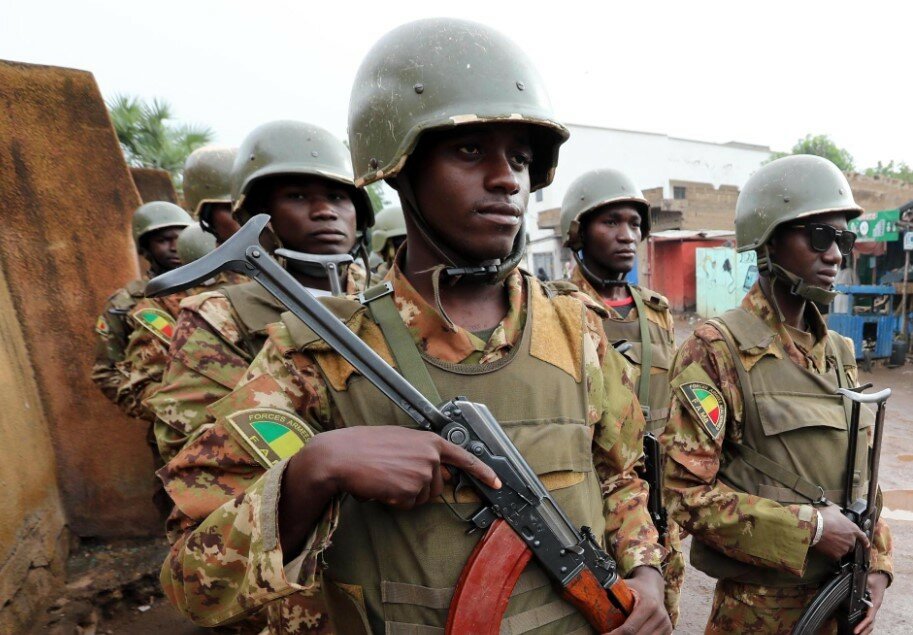 В Мали боевики атаковали военную базу: погибли люди