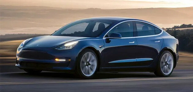 Експерти порівняли вартість 5-річної експлуатації Tesla Model 3 та Toyota Camry