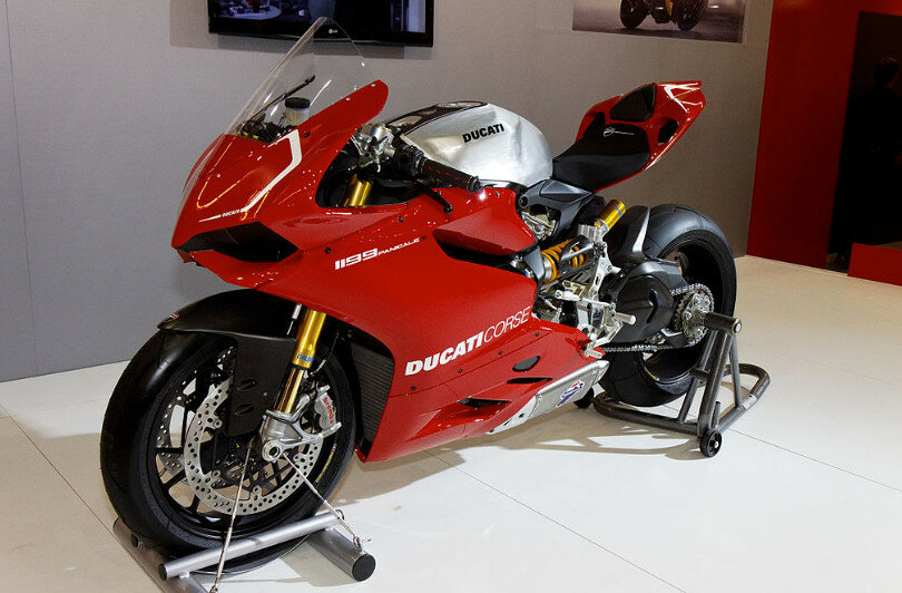 Ducati відмовляється від електричних мотоциклів
