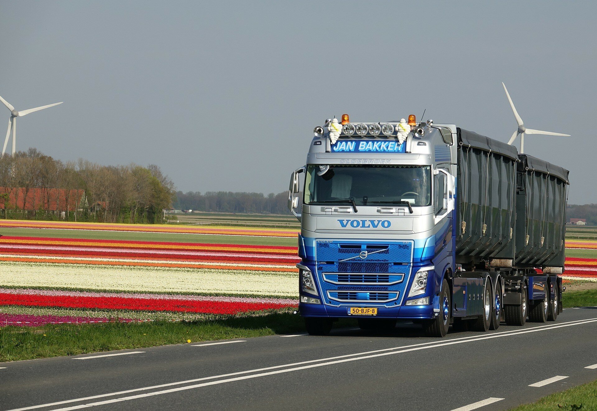 Volvo изготовит грузовики из экологичной стали
