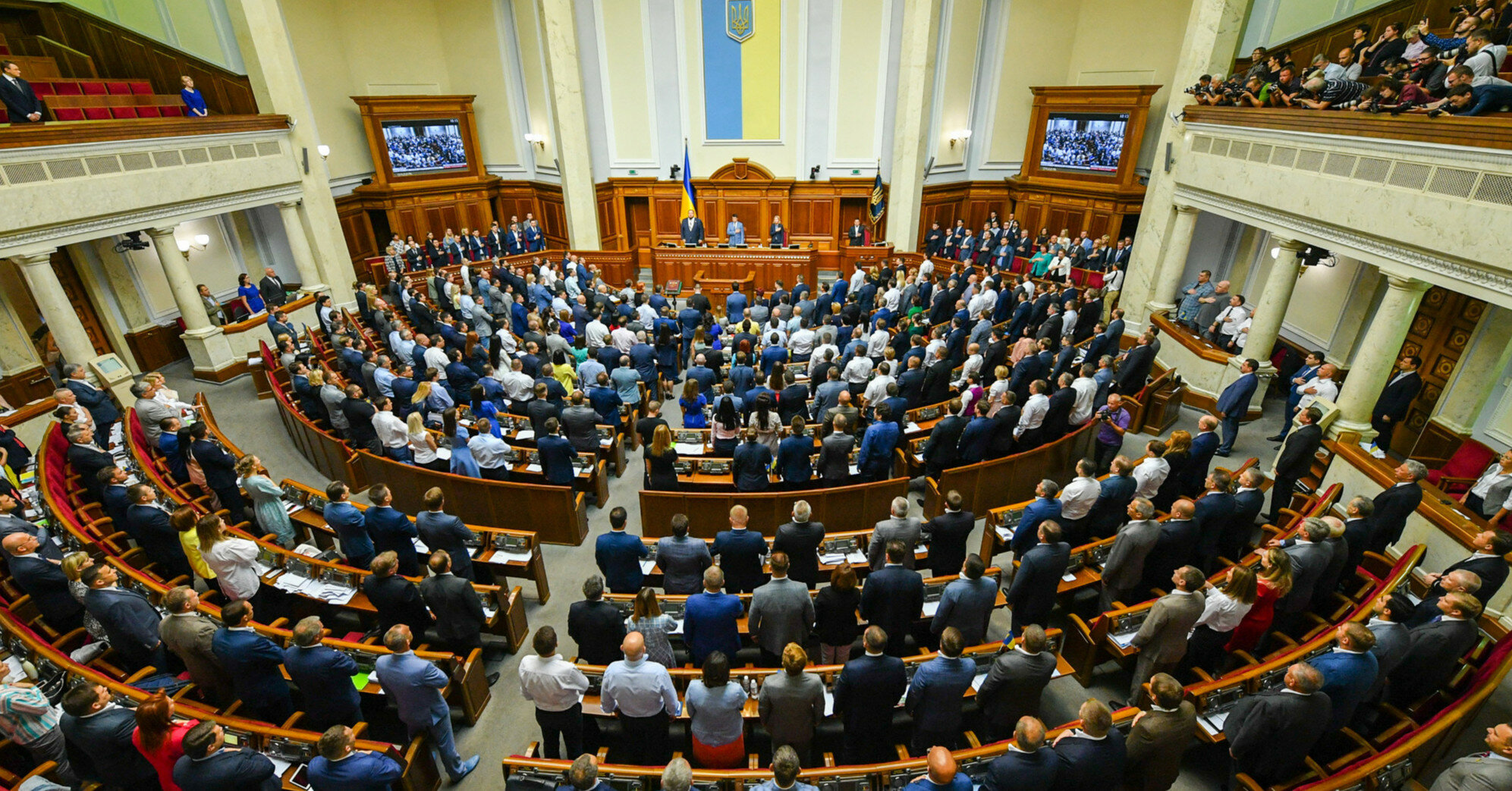 Хто очолив рейтинг партій в Україні