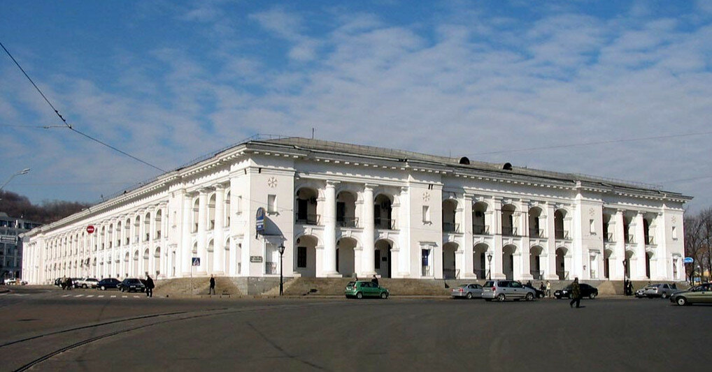 Фонд госимущества передает "Гостиный двор" в Киеве Минкульту
