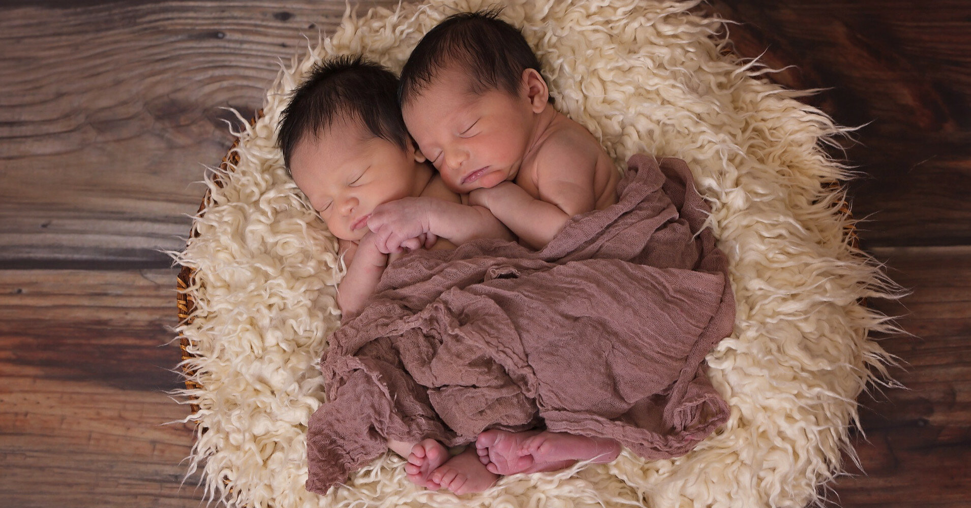 Рождение 10 близнецов обернулось скандалом