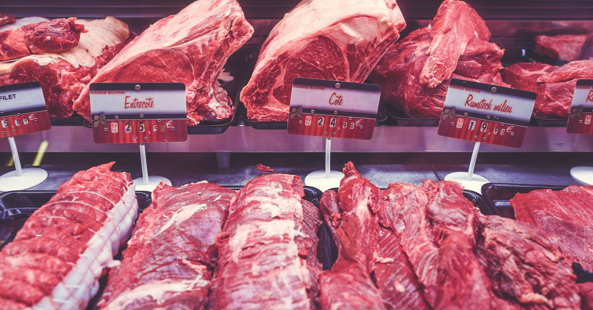 Зростання цін на м'ясо: виробники звернулися до Зеленського