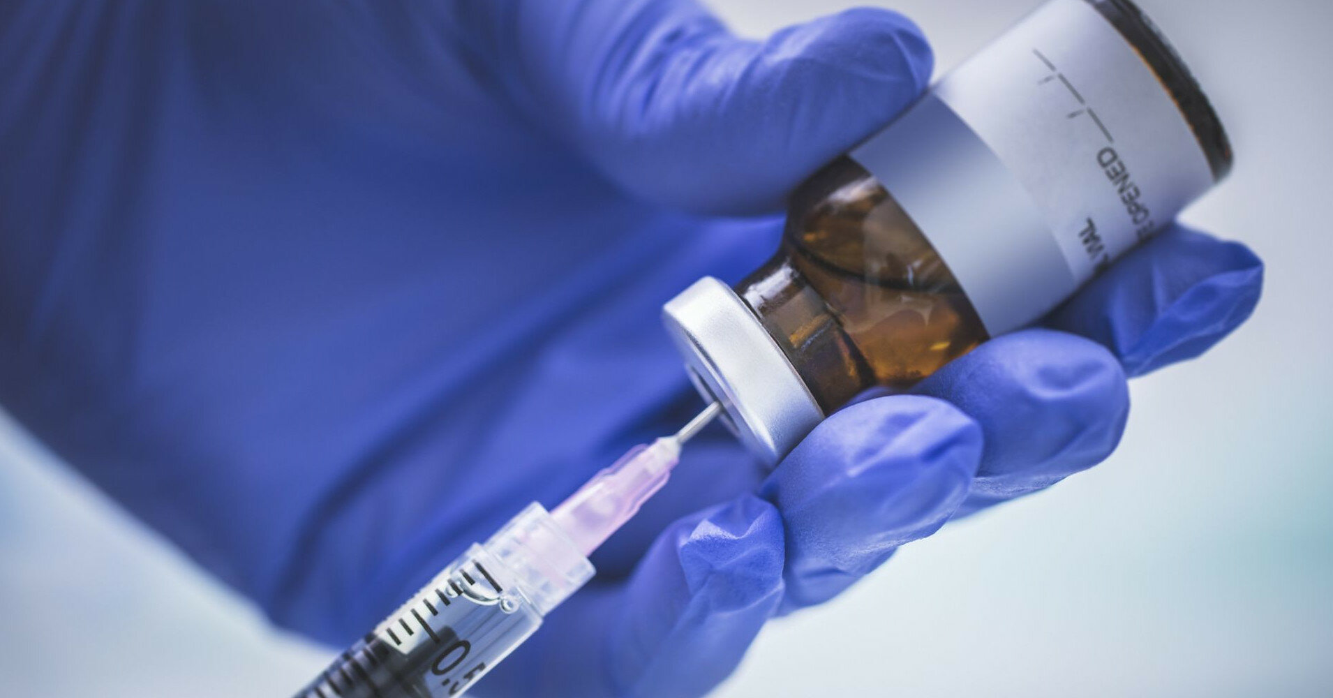 В Минздраве призвали открывать новые центры вакцинации