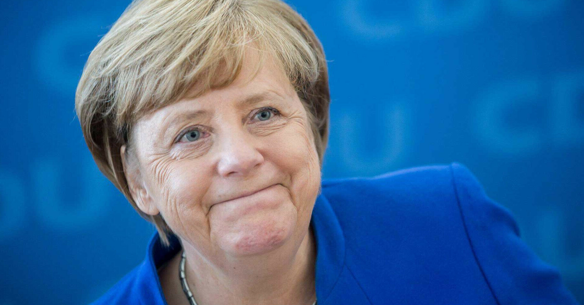 Партия Меркель выступила за ужесточение позиции в отношении России
