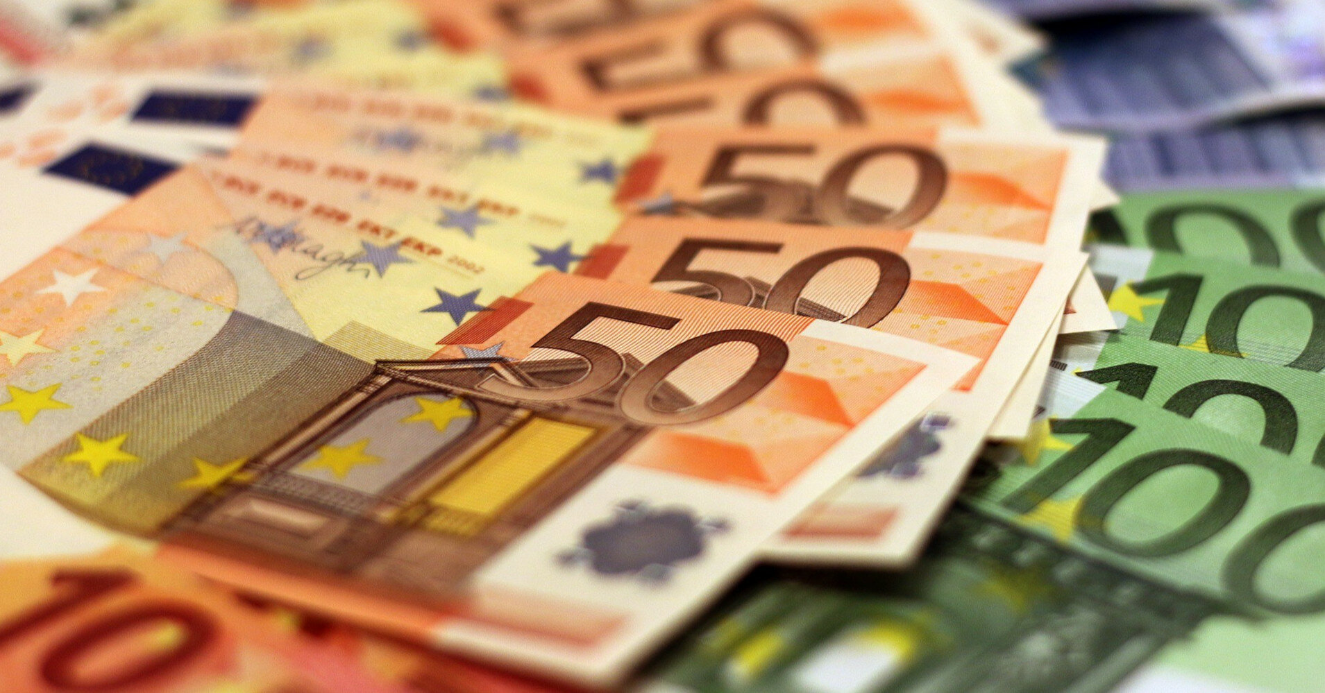 Міжбанк: євро в центрі уваги