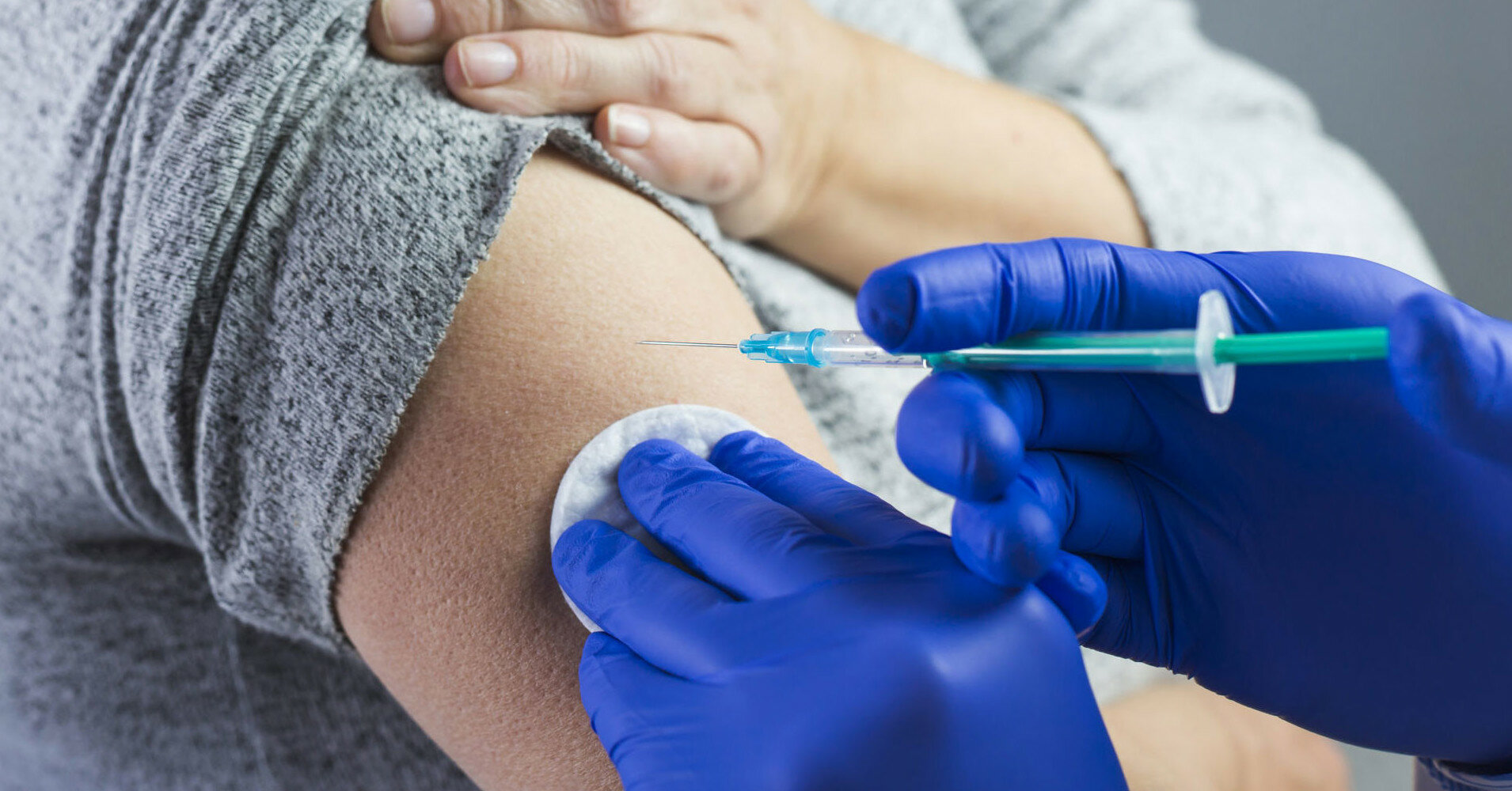 В Минздраве перечислили документы, подтверждающие вакцинацию