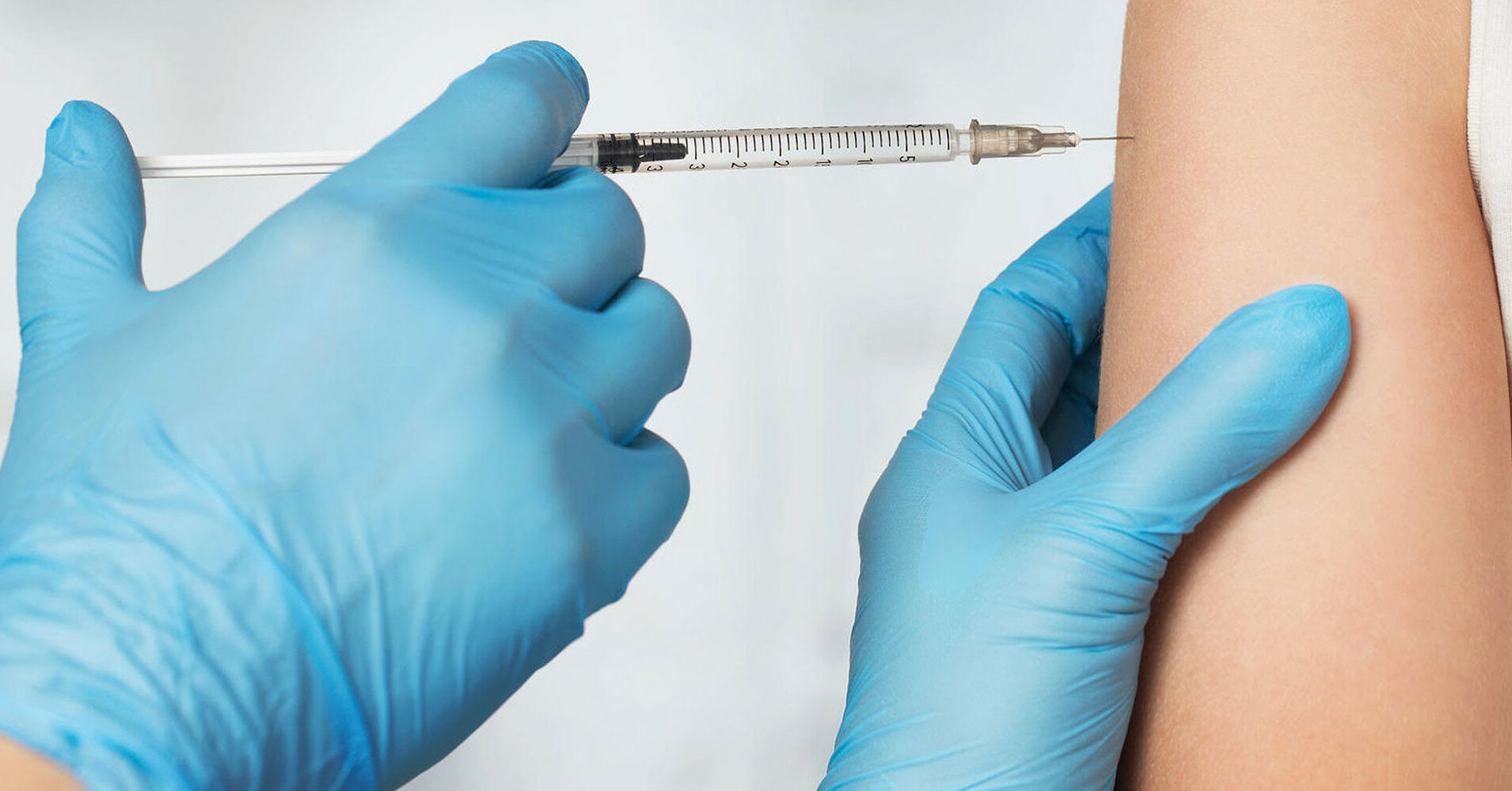 Кипр разрешил въезд привитым вакциной CoronaVac