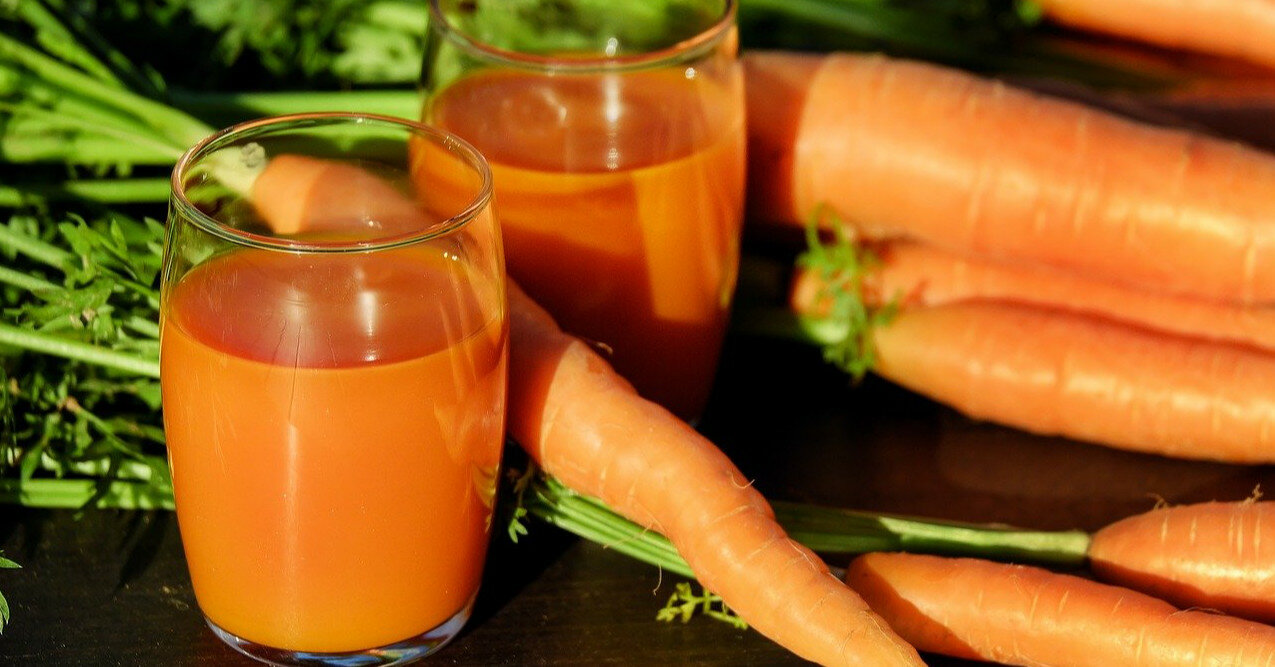 Названі корисні властивості морквяного соку для організму