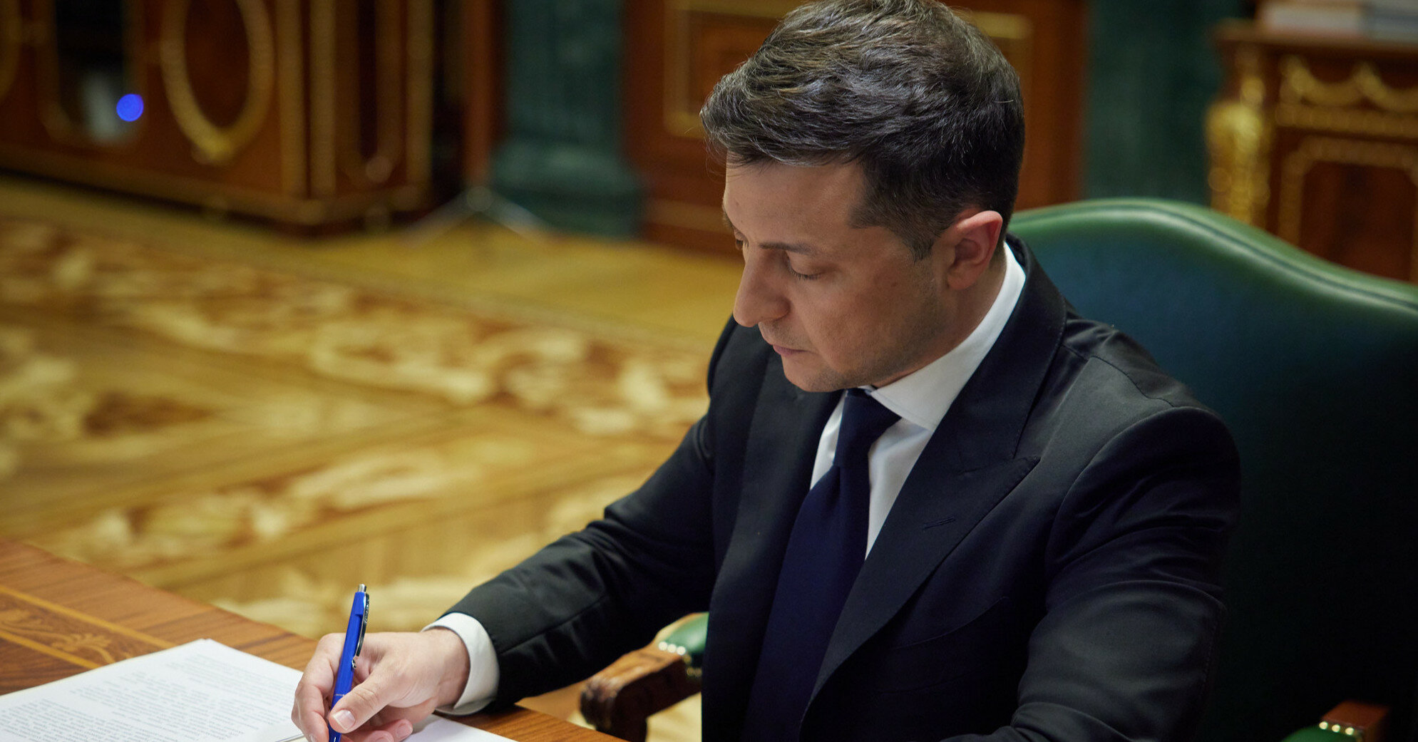 Подвійне громадянство: Зеленський ввів в дію рішення РНБО