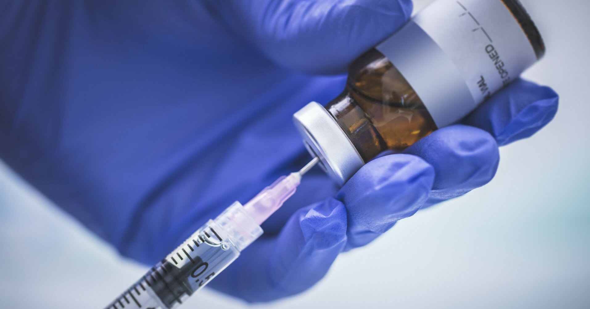 Израиль снизил возраст, необходимый для бустерной дозы вакцины