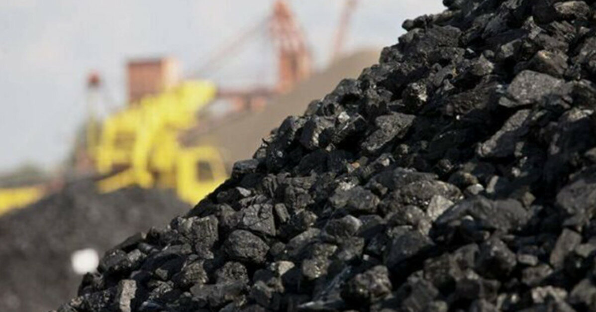 У Китаї почали роздавати талони на вугілля