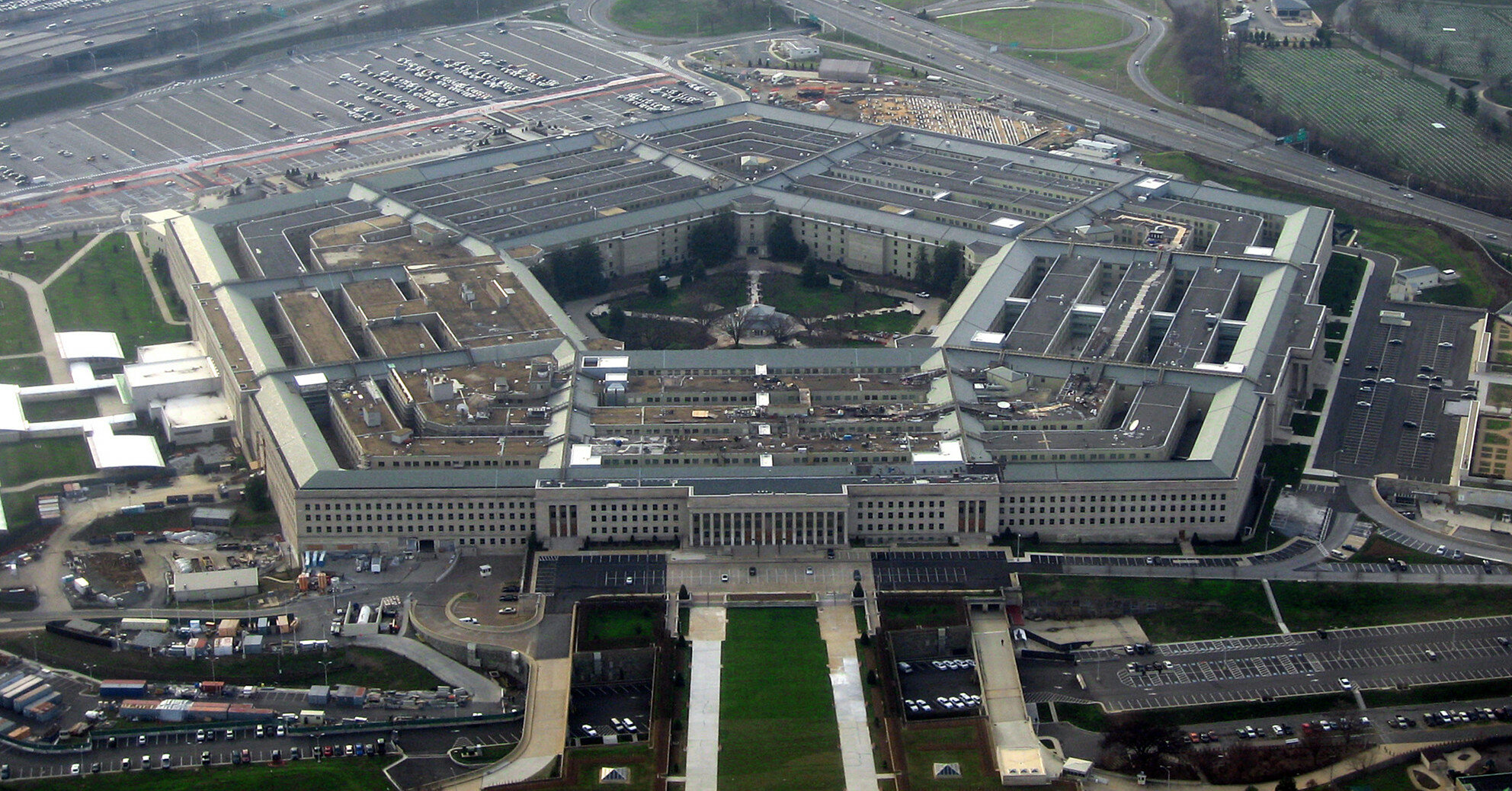 Пентагон посилить захист космічних систем США