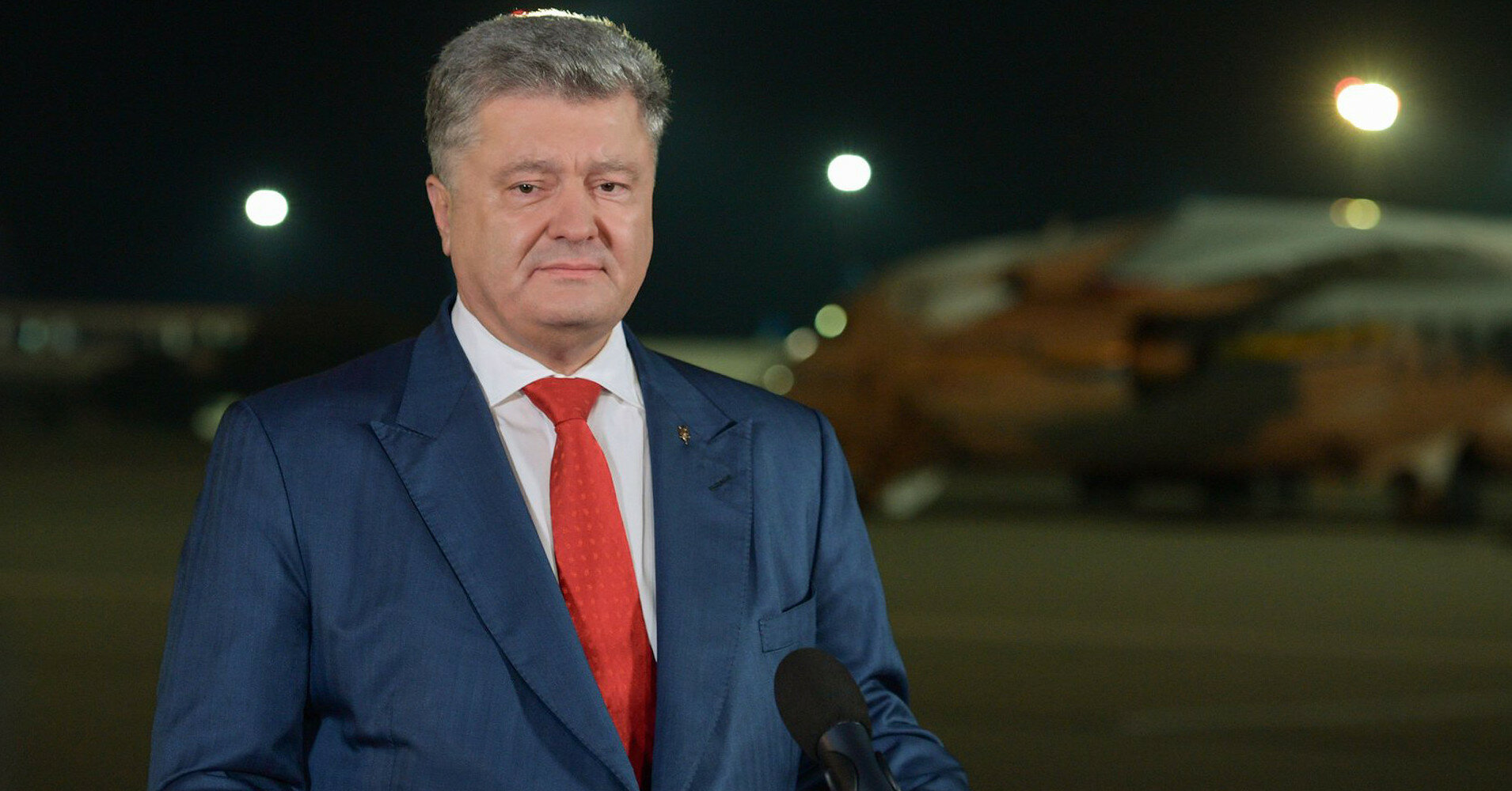 Допрос Порошенко: вместо экс-президента в ГБР пришел адвокат