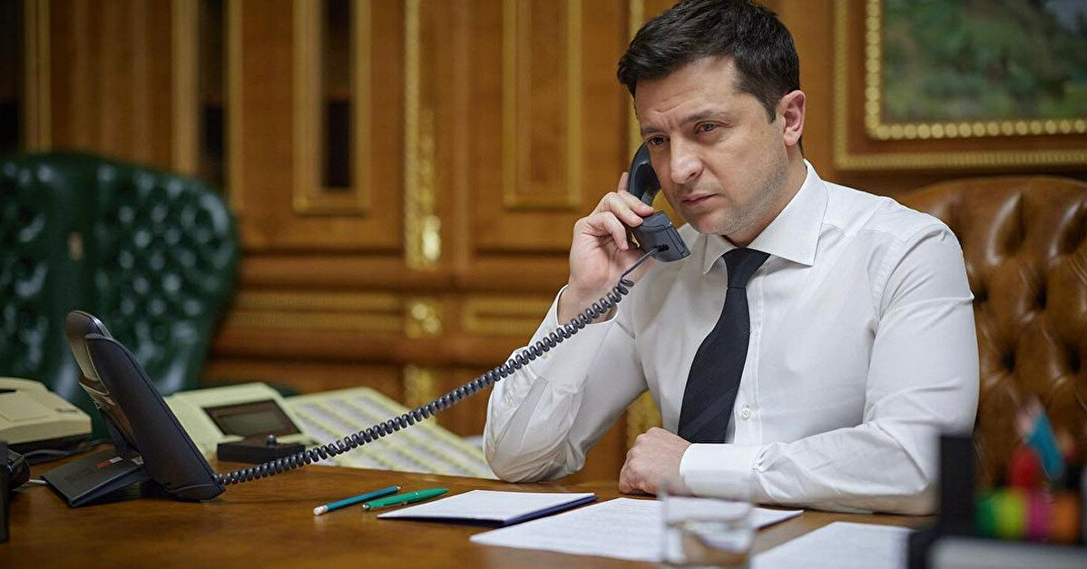 Зеленский поговорил по телефону с президентом Азербайджана