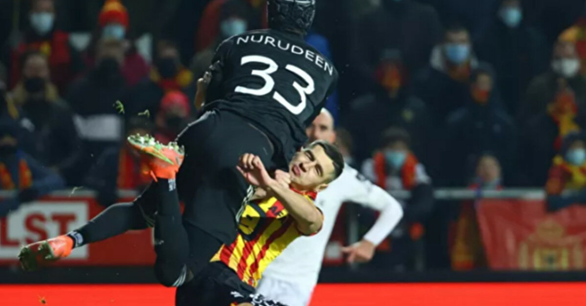 Украинский футболист потерял сознание в матче Кубка Бельгии