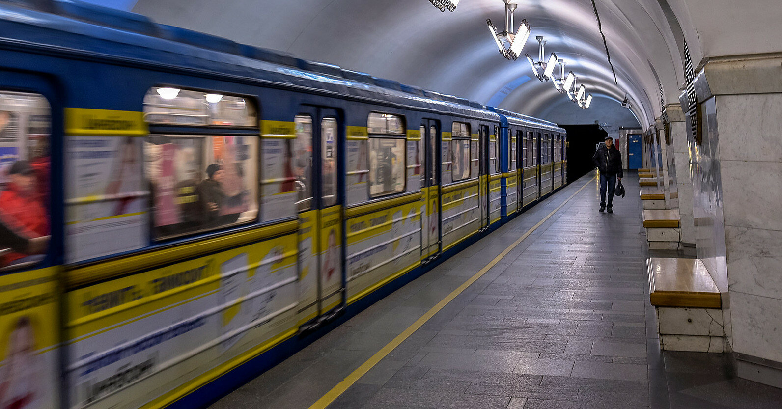 Центральные станции метро в Киеве могут временно закрыть