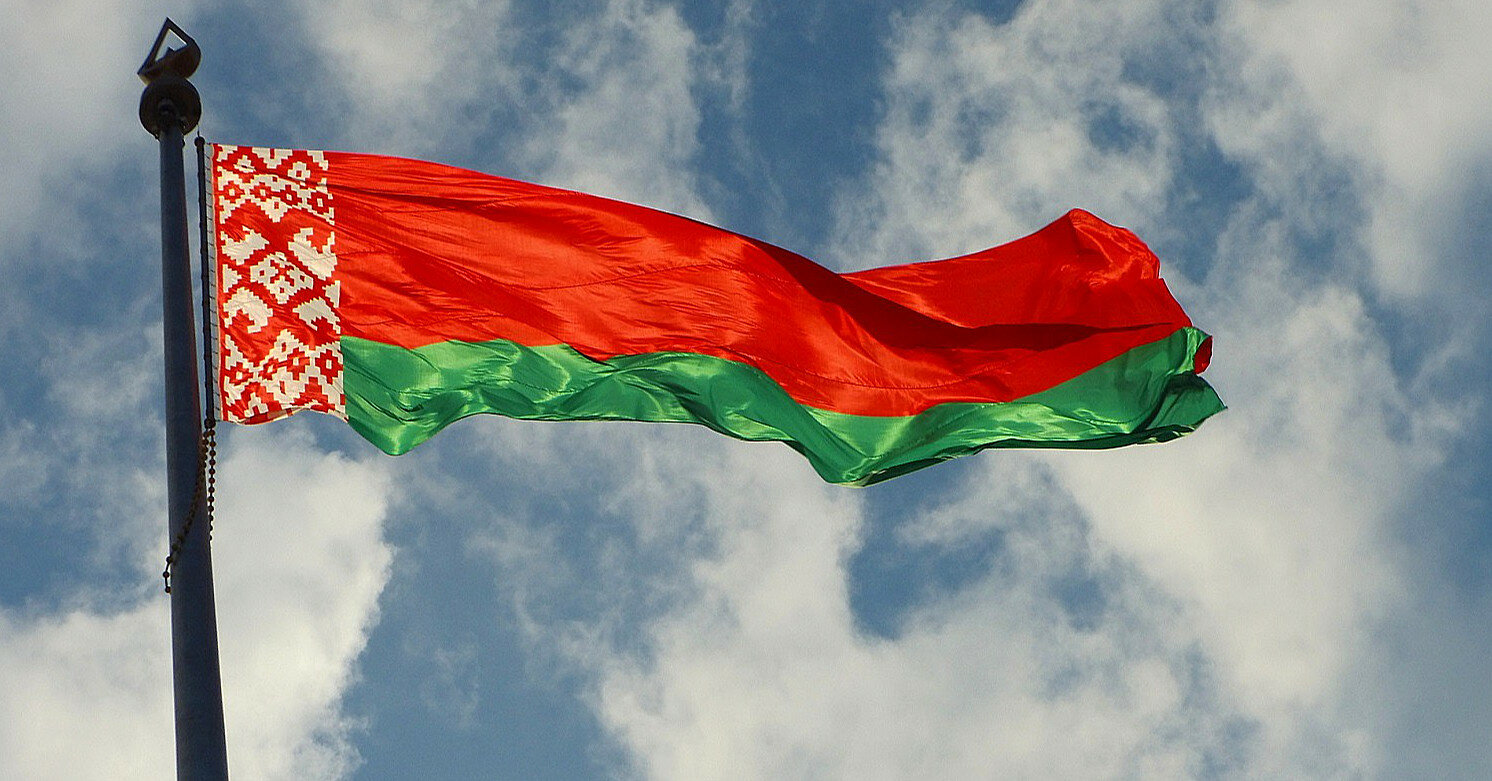 Из конституции Беларуси решили убрать безъядерный статус