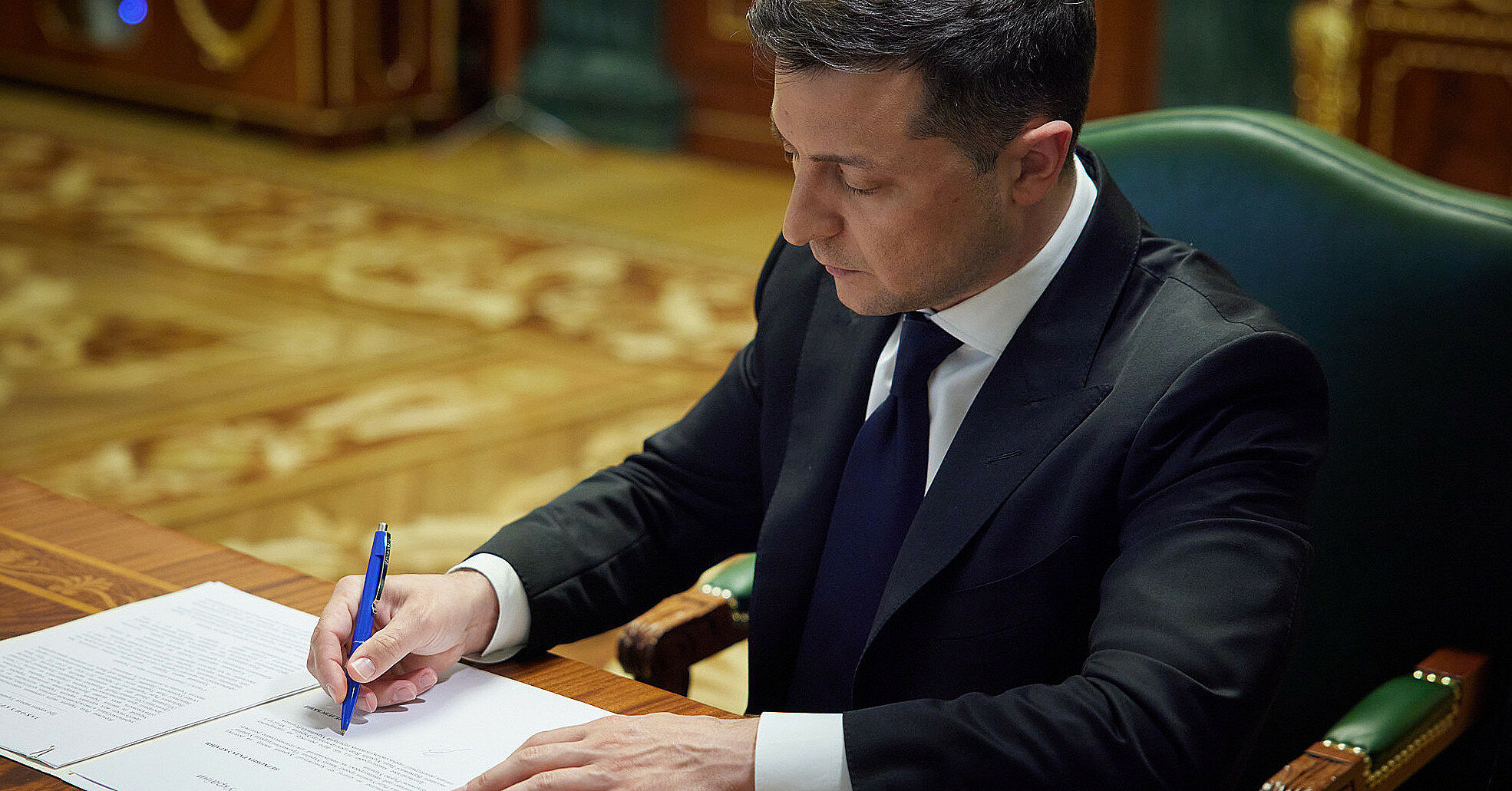 Зеленский утвердил новую Стратегию информационной безопасности Украины