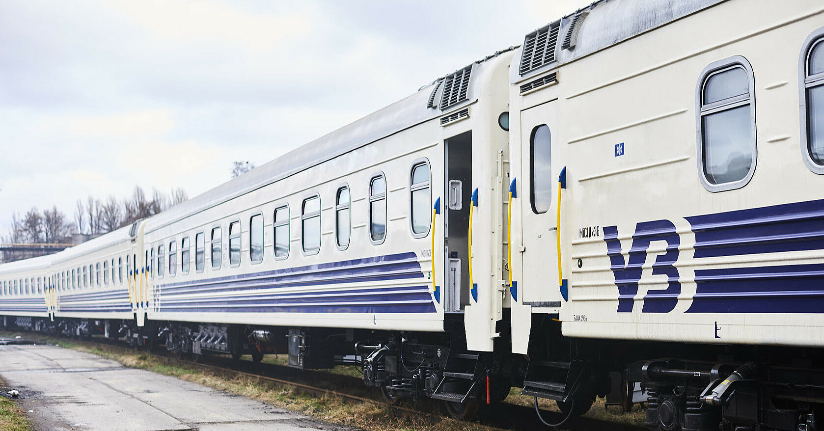Укрзализныця может остановить все пассажирские поезда 11 января