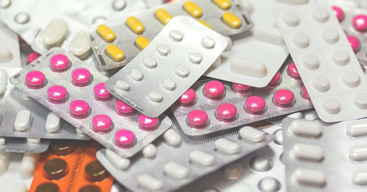 ВОЗ внесла два новых лекарства в список препаратов для лечения COVID
