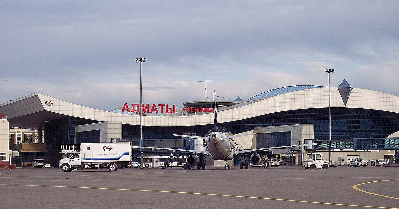 Аэропорт Алматы закрыли на неопределенное время