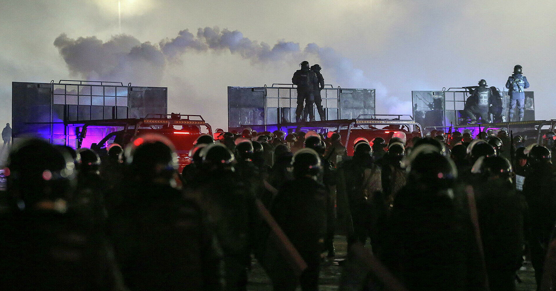 Протестующие в Казахстане требуют полной перезагрузки власти