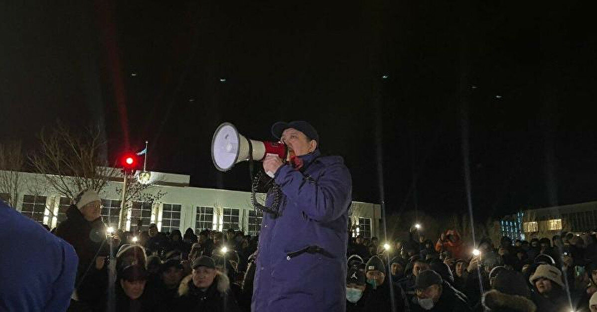 Масові протести в Казахстані: силовики затримали сотні людей