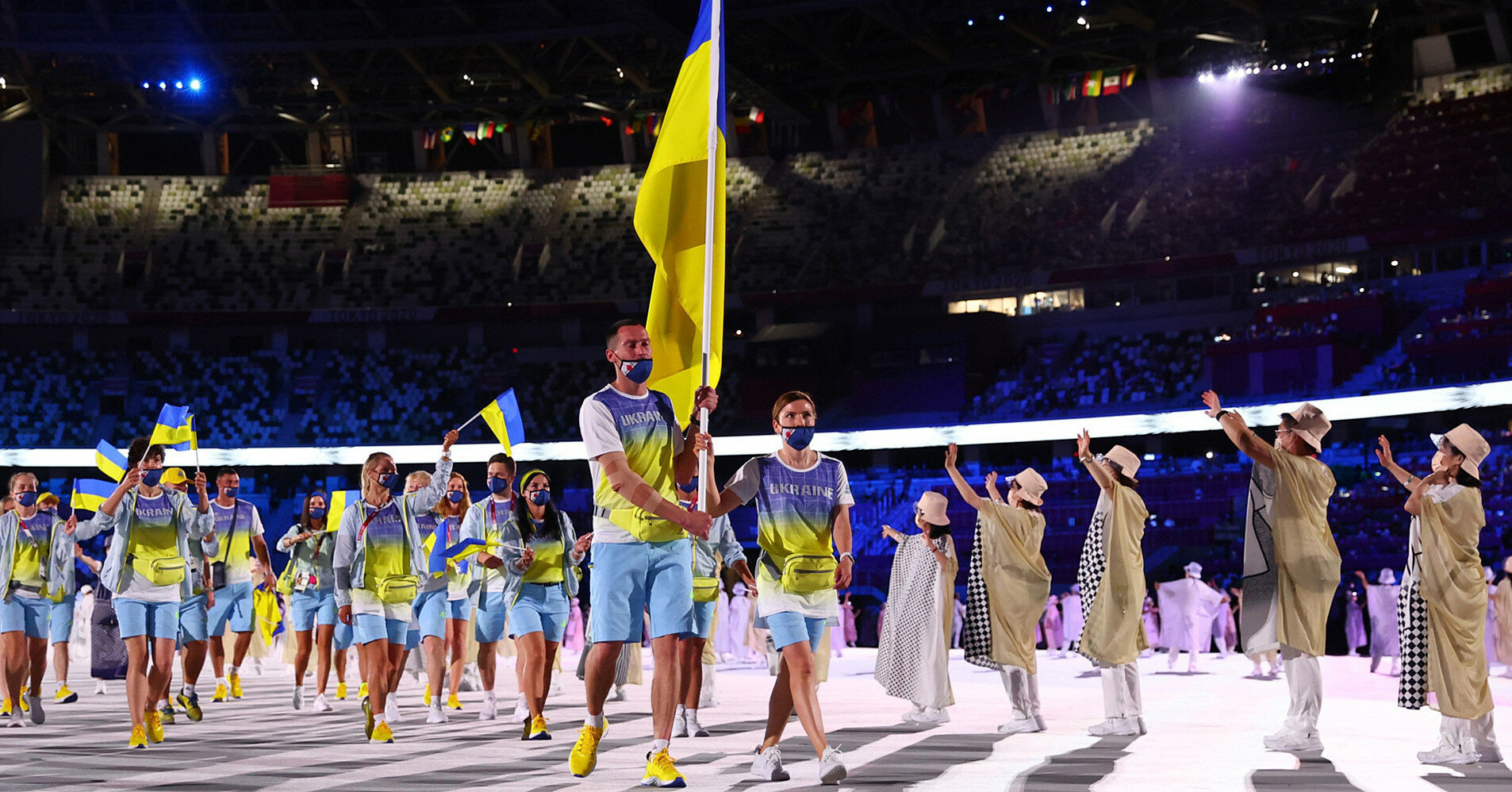 Украинцам приказано не стоять рядом с символикой РФ на Олимпиаде