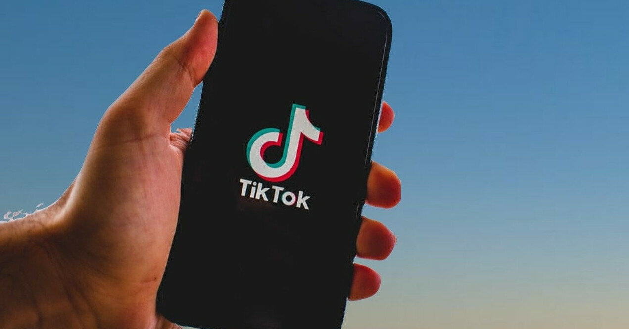 TikTok добавил кнопку репоста