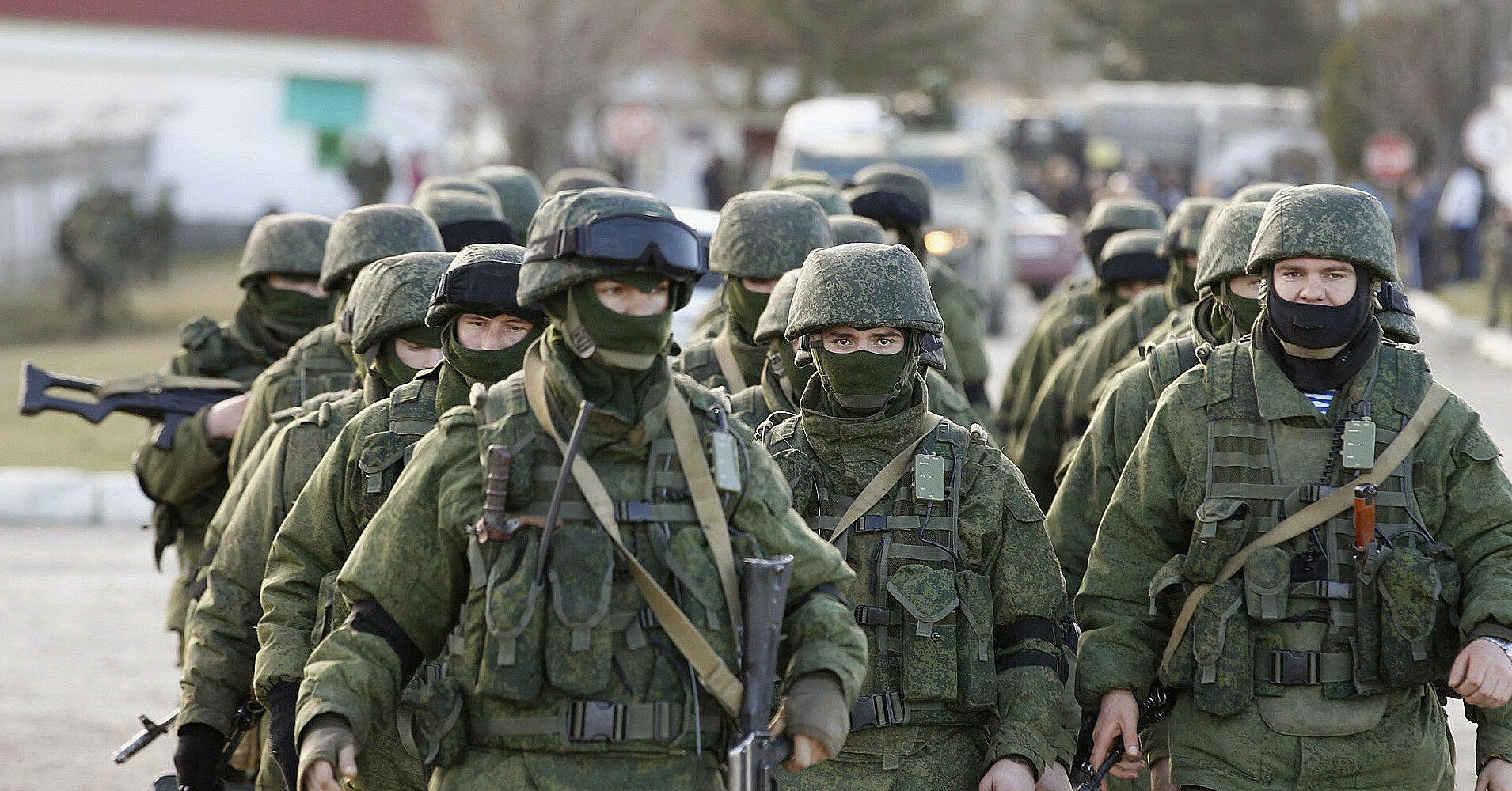 У Криму РФ стягує військову техніку до кордону – голова Меджлісу
