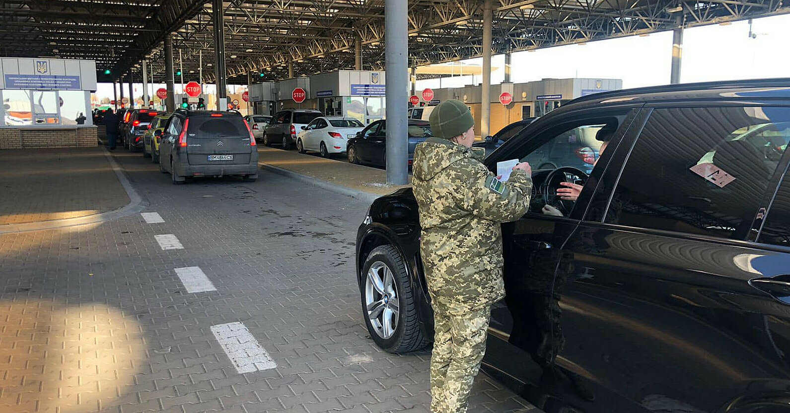 Последние новости на границе с украиной. Украинские машины. Польско-украинская граница. Российско-украинская граница. Границы Украины.