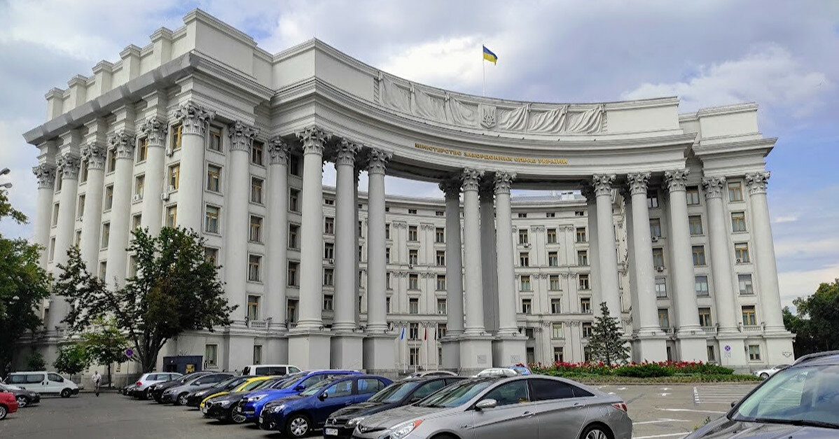 МИД: пусть российский режим не сует нос в евроинтеграцию Украины