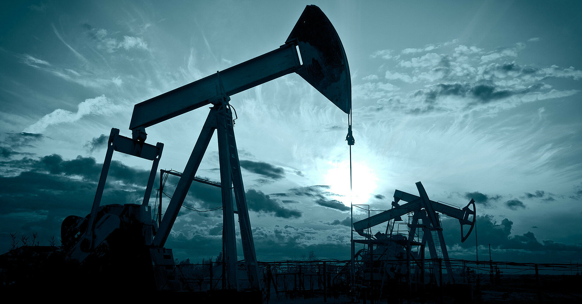 Bloomberg: РФ отримала на 50% більше нафтових доходів за перші чотири місяці року