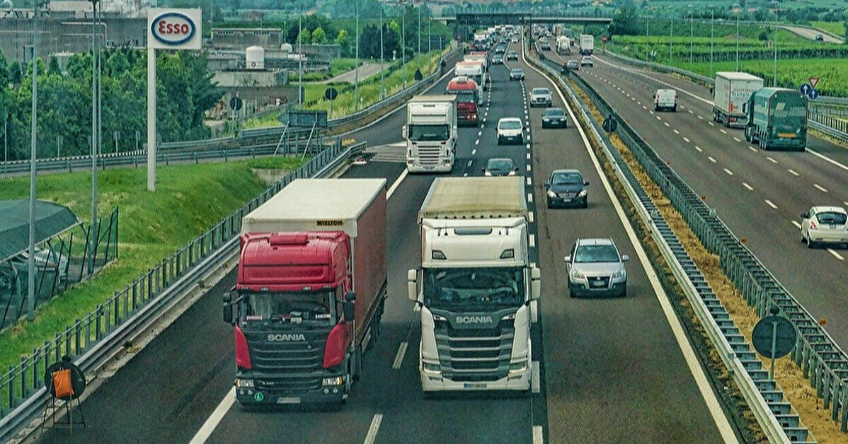 Delfi: Литва запретила транзит российских товаров и по автомобильным дорогам