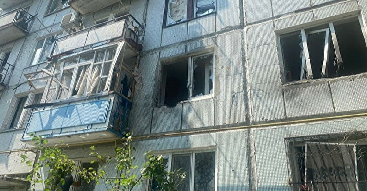 ОВА: Россия обстреляла многоэтажку в Чугуеве, есть погибший и раненые