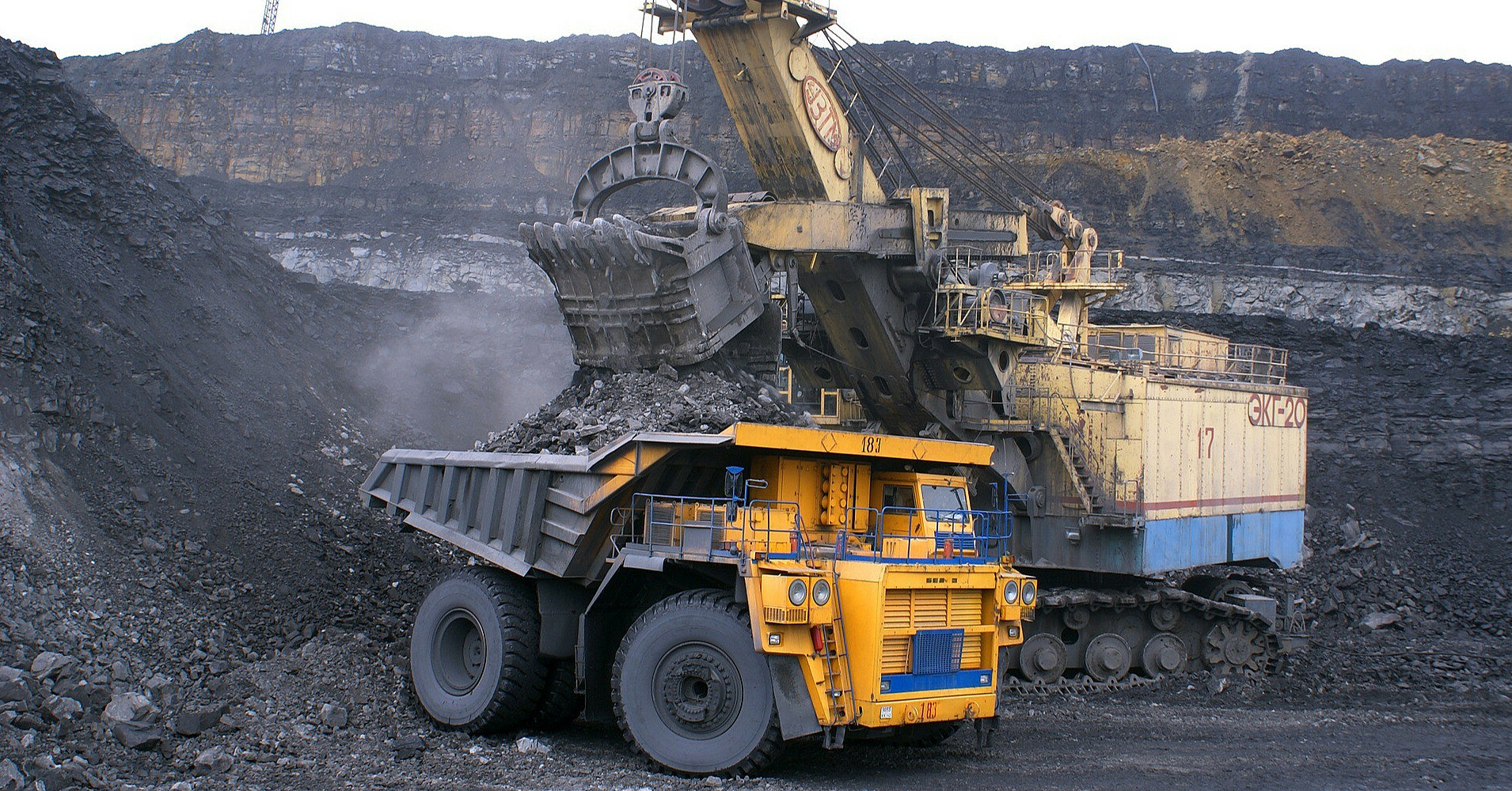 Bloomberg: Єврокомісія може дозволити транспортування російського вугілля