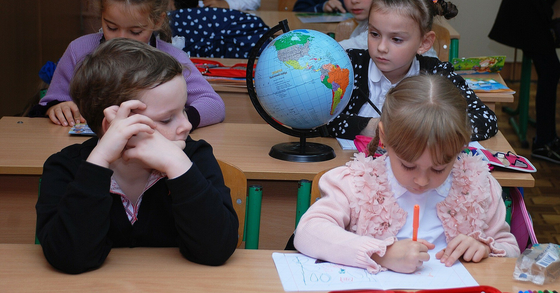 КГВА: Школы Киева, которые имеют укрытия, начнут обучение 30 января