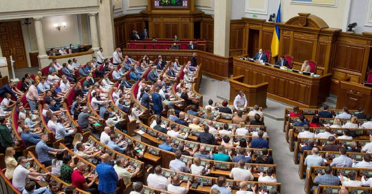 Венеційська комісія рекомендувала Україні відкласти закон про олігархів