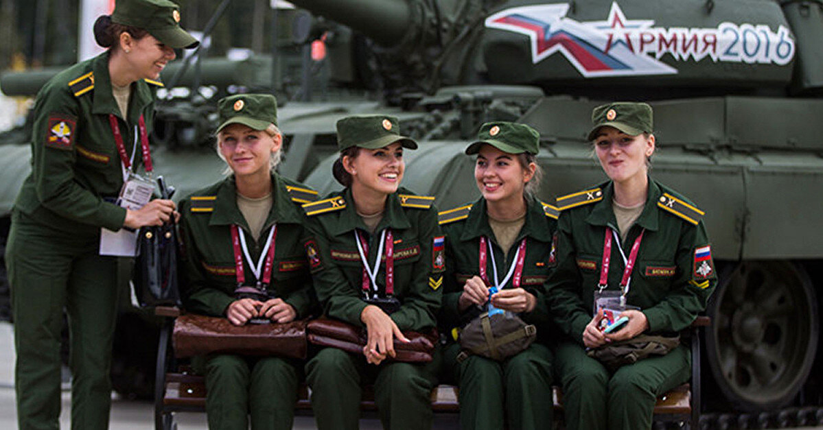 Британська розвідка прокоментувала спроби РФ залучити жінок на війну