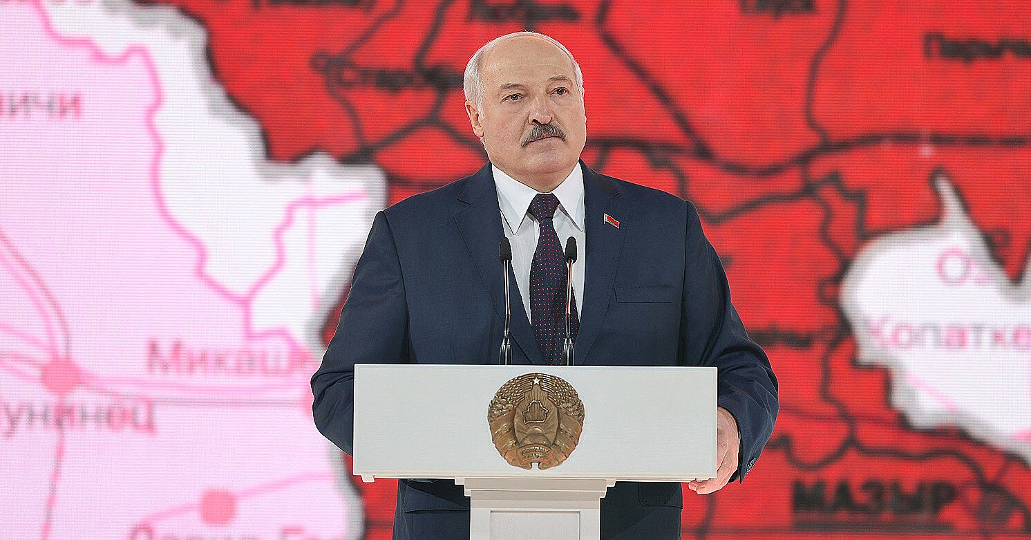 Лукашенко закликав зупинити війну в Україні та до "переговорів про землю та мир"