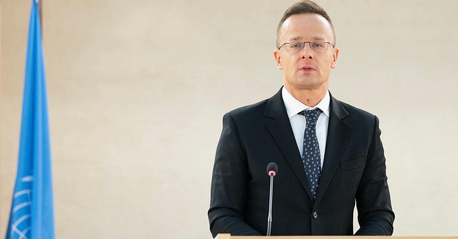 В Угорщині заявили про погрози Сійярто через візит до України