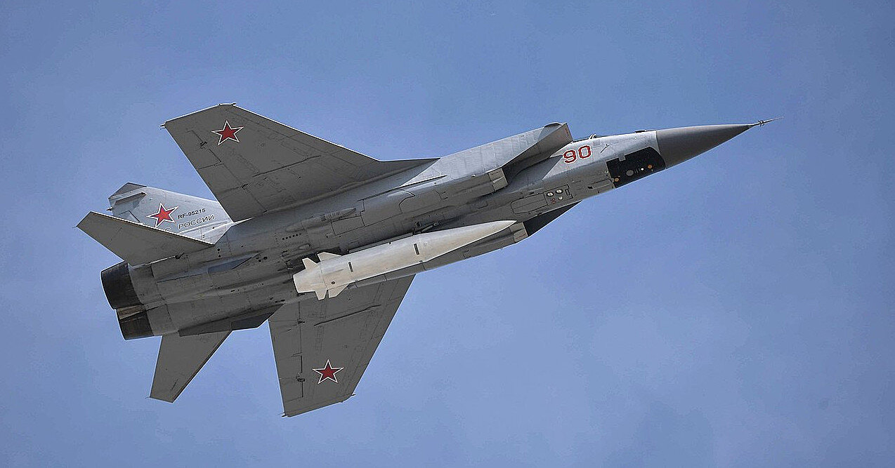 В Україні оголосили тривогу через зліт винищувача МіГ-31К (Оновлено)